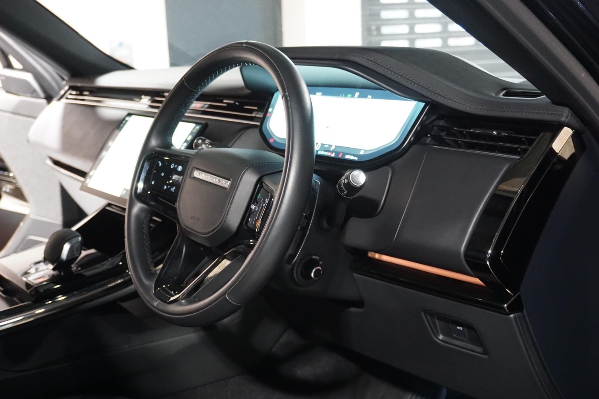 Land Rover Range Rover Sport 3.0 D300 MHEV Dynamic SE SUV 5dr Diesel Auto 4WD Euro 6 (s/s) (300 ps)